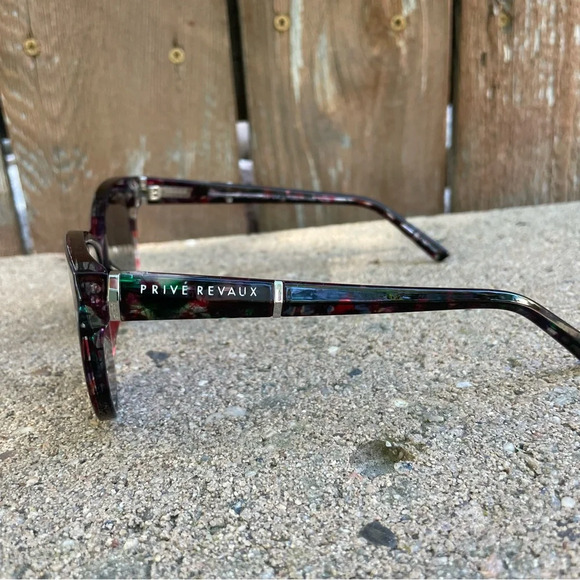 Prive Revaux Women’s Variegated purple black green  Reading Sunglasses - Picture 4 of 10